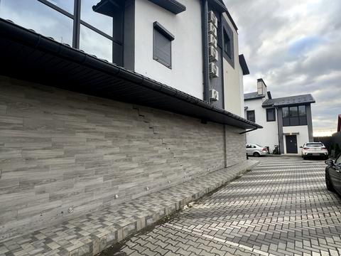 дом по адресу Богдана Хмельницкого ул., 1Є