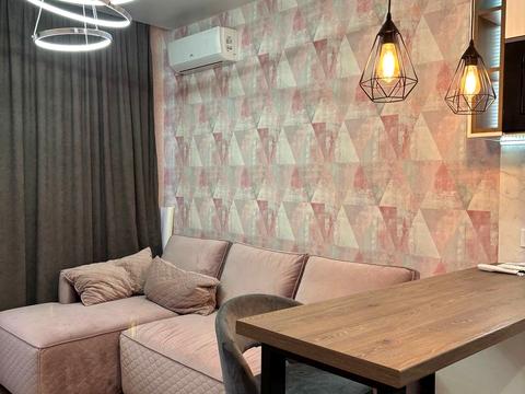 квартира по адресу Гвардейцев-Широнинцев ул., 70