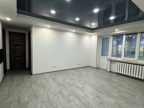 комерційна за адресою Київ, Саксаганського вул., 88