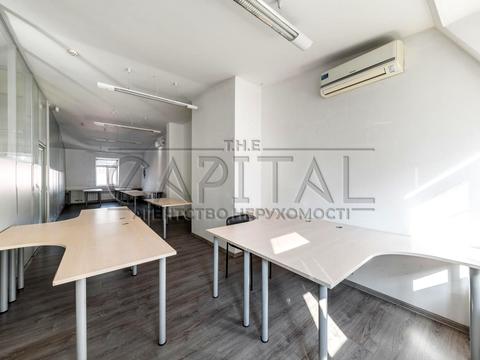 коммерческая по адресу Большая Васильковская ул. (Красноармейская), 32-А