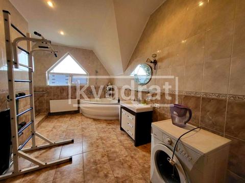 будинок за адресою Івана Франка вул.