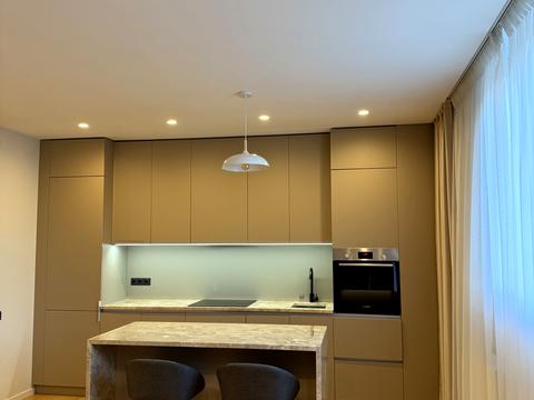 квартира по адресу Топольна, 4