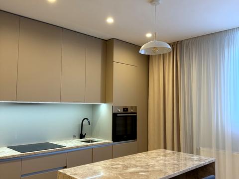 квартира по адресу Топольна, 4