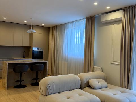 квартира по адресу Топольна, 4