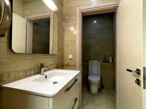 комерційна за адресою Старонаводницька вул., 13