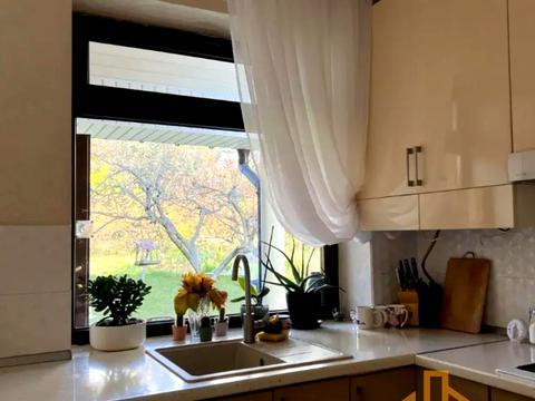 будинок за адресою Джерельна