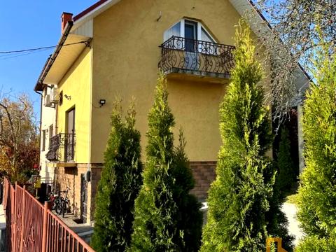 будинок за адресою Джерельна