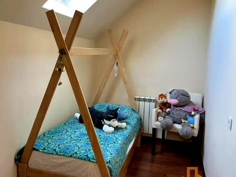 будинок за адресою Джерельна