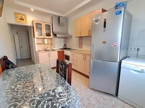 квартира за адресою Академіка Сахарова вул., 40