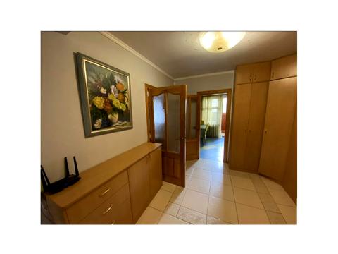 квартира за адресою Тарасівська вул., 20