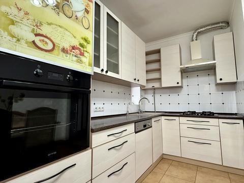 будинок за адресою Головна