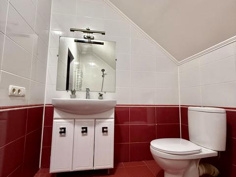 будинок за адресою Головна