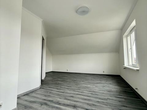 будинок за адресою Головна