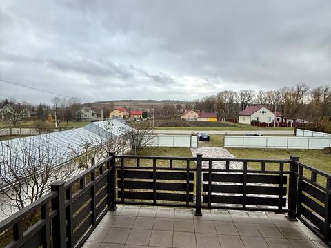 будинок за адресою Головна