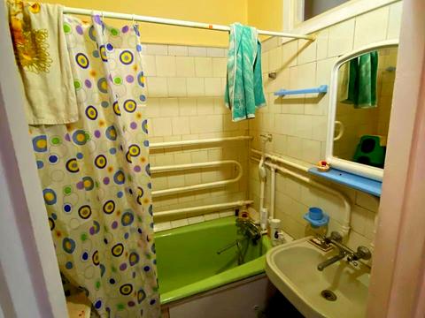 квартира за адресою Івана Світличного вул. (Петровського), 4