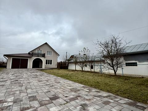 будинок за адресою Головна