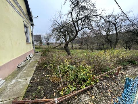 будинок за адресою Бандери