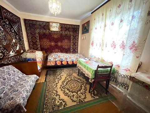 будинок за адресою Бандери