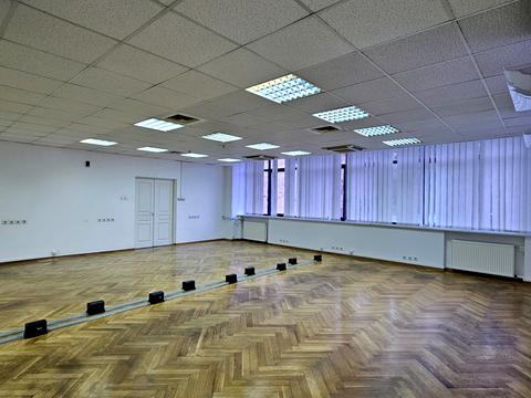 комерційна за адресою Богдана Хмельницького вул., 55