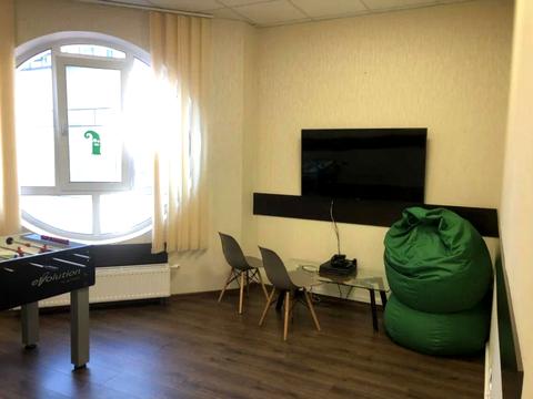 комерційна за адресою Кловський узвіз (Кловський), 9/2