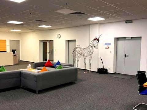 комерційна за адресою Верхній Вал вул., 10