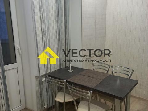 квартира за адресою Володимира Івасюка вул. (Головка), 16