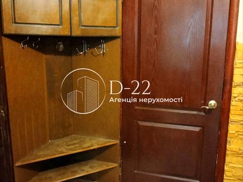 квартира за адресою Лариси Руденко вул., 5