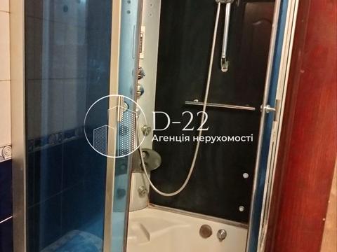 квартира за адресою Лариси Руденко вул., 5