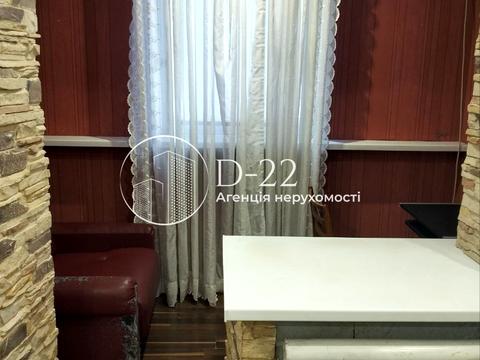 квартира за адресою Лариси Руденко вул., 5