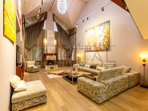 будинок за адресою Анатолія Солов'яненка вул.