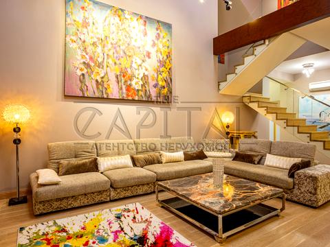 будинок за адресою Анатолія Солов'яненка вул.