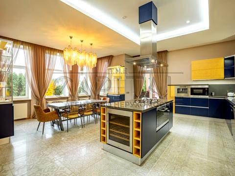 будинок за адресою Анатолія Солов'яненка вул.