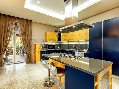 будинок за адресою Анатолія Солов'яненка вул.