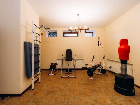 будинок за адресою с. Лісники, Сонячна вул.