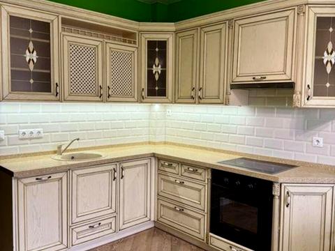 квартира по адресу Александра Попова ул., 3