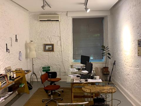 комерційна за адресою Святослава Караванського вул. (Жуковського), 6