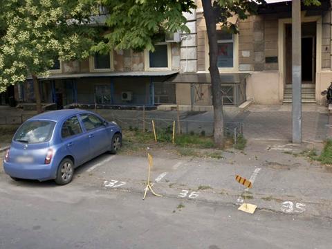 комерційна за адресою Святослава Караванського вул. (Жуковського), 6