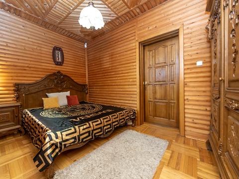 будинок за адресою Залужна вул.