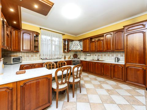 будинок за адресою Залужна вул.