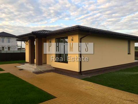 будинок за адресою Набережна вул.