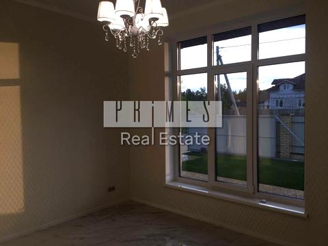 будинок за адресою Набережна вул.