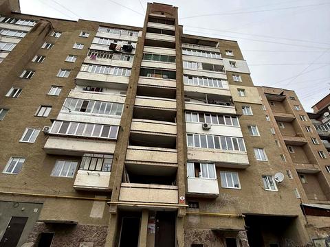 квартира за адресою Тролейбусна вул., 2