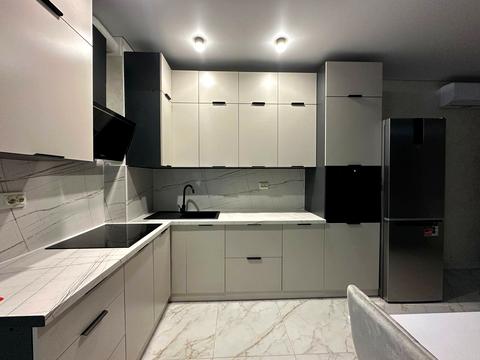 квартира за адресою Незалежності України вул., 19-В