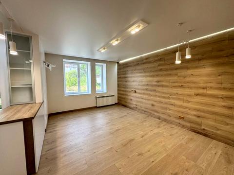 квартира за адресою Павла Скоропадського вул., 8