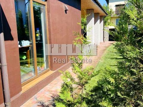 будинок за адресою Першотравнева вул.