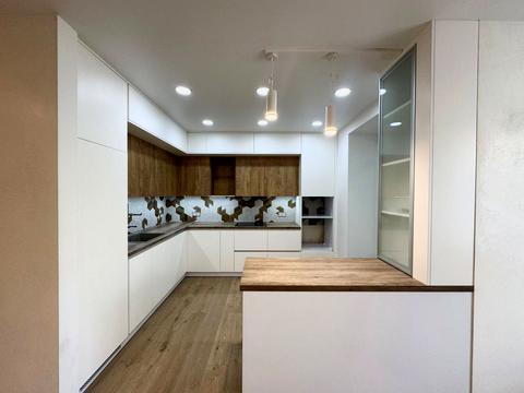 квартира за адресою Павла Скоропадського вул., 8