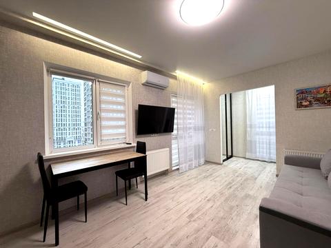 квартира за адресою Михайла Максимовича вул. (Онуфрія Трутенка), 28-Е