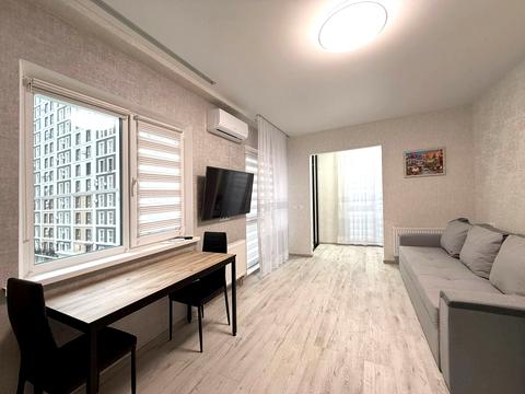 квартира за адресою Михайла Максимовича вул. (Онуфрія Трутенка), 28-Е