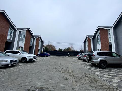 будинок за адресою Київська