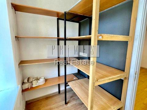 комерційна за адресою Михайлівська вул., 12-Б